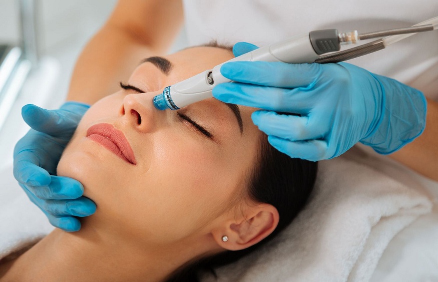 Hydrafacial vs Microder mabrasion for Skin Care: Which is better